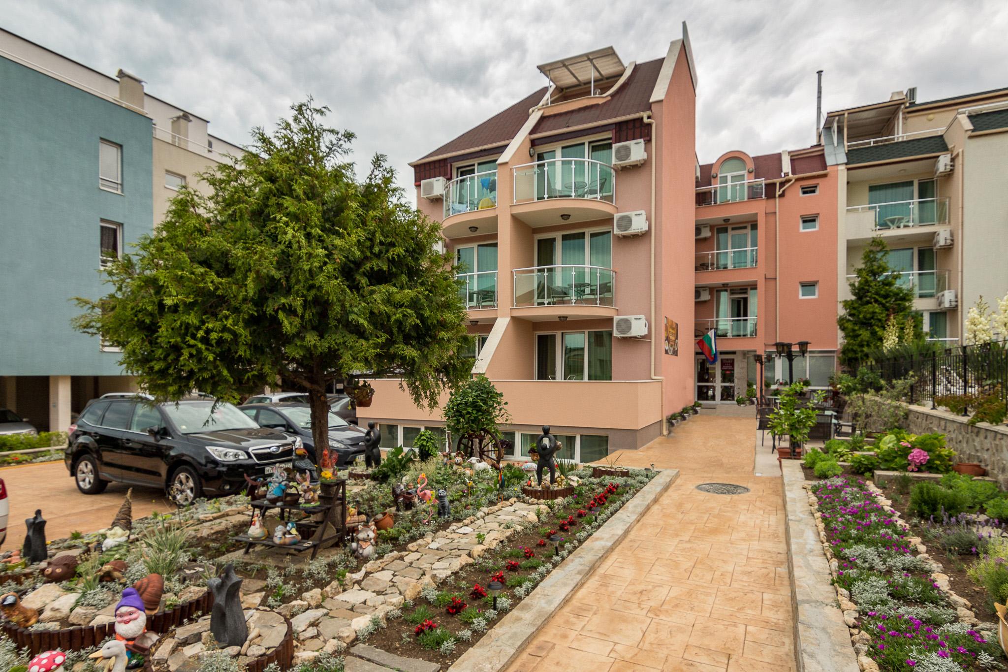 Family Hotel Venera Sveti Vlas Exterior photo